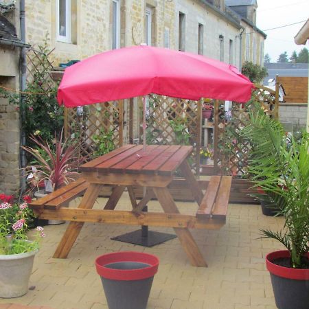 Le Marioly Villa Tilly-sur-Seulles Buitenkant foto