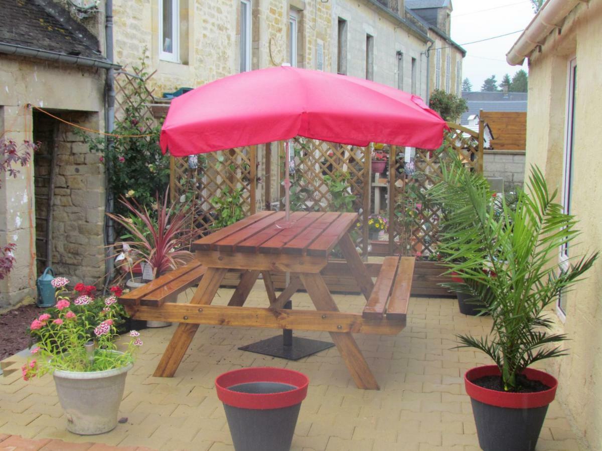 Le Marioly Villa Tilly-sur-Seulles Buitenkant foto